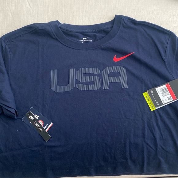 NWT Nike USA Crop T-shirt - Picture 1 of 5